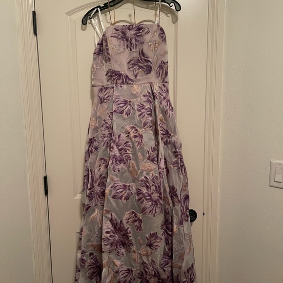 NEW- Speechless Womens Purple Metallic Gown Dress, size 7 - Picture 4 of 6